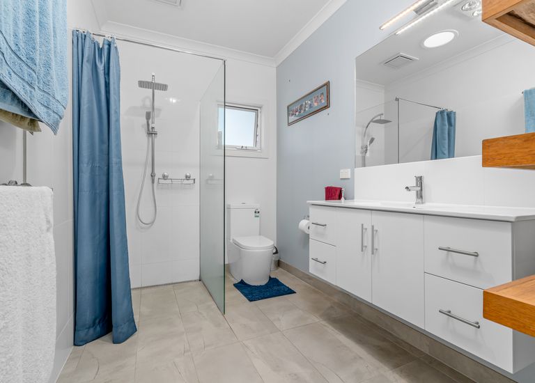 37 Waterford Avenue, Portland