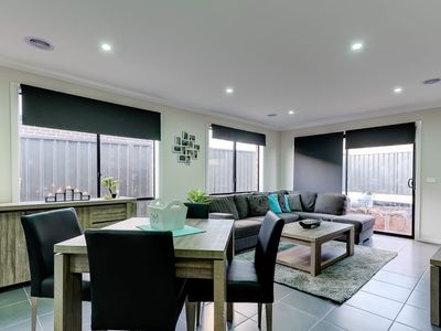 12 Muster Street, Manor Lakes