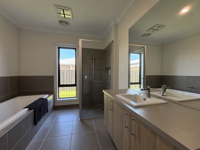 3 Eagle Close, Yarrawonga