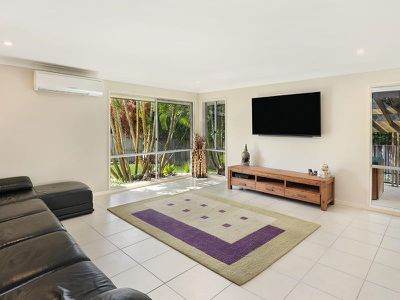 4 Maddock Avenue, Mooloolah Valley