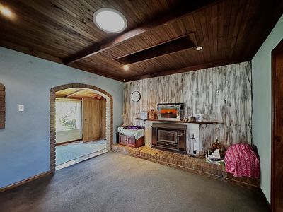 12 Carthew Street, Beachport