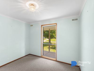 35 Spring Gully Road, Quarry Hill