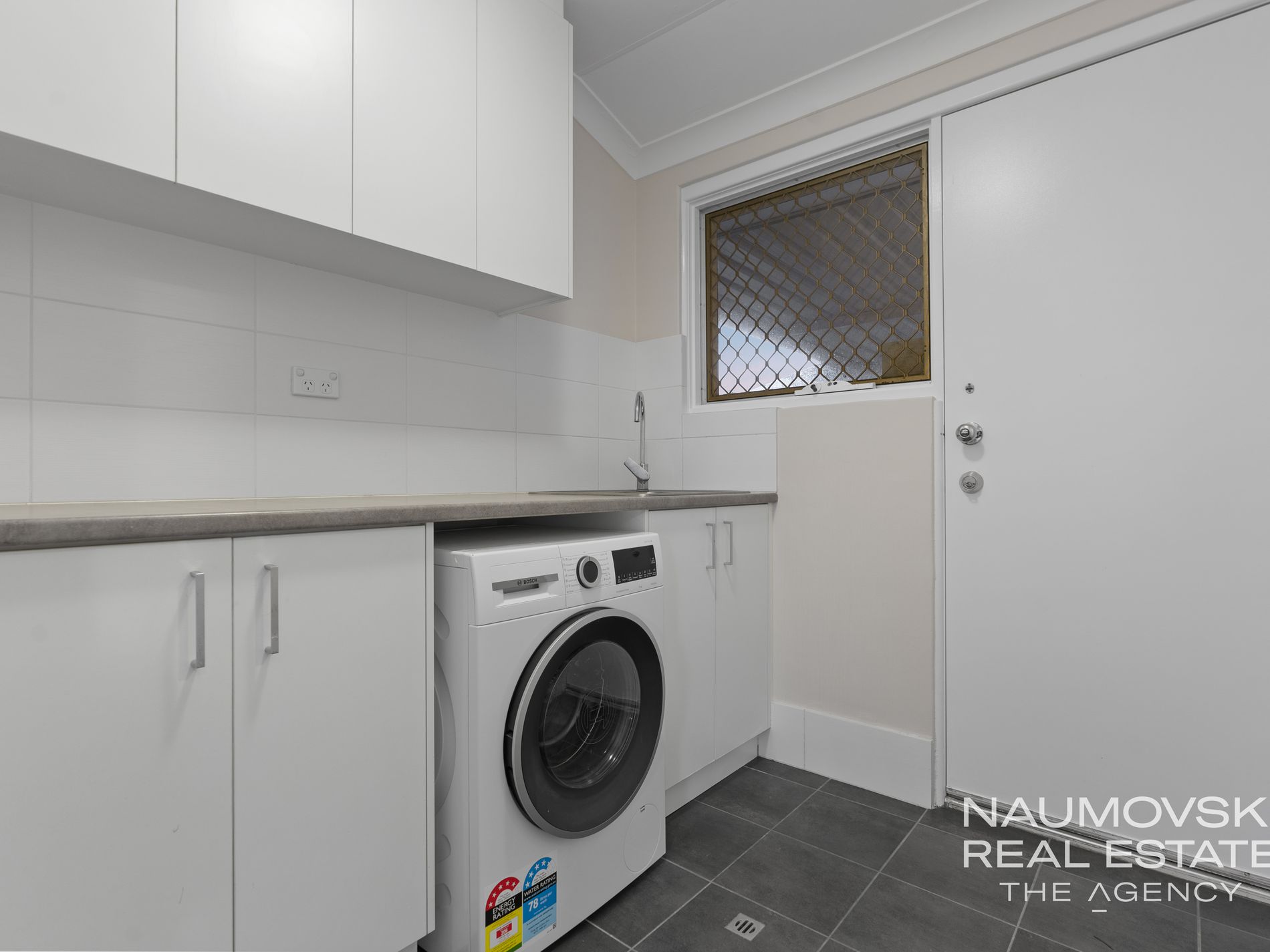 44 Harris Way, Westminster