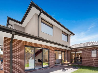 2 / 10 Bark Avenue, Rowville