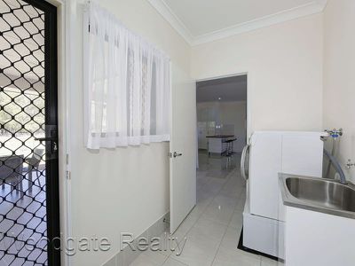 6 Driftwood Pl, Woodgate