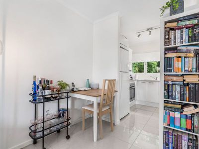 6 / 22 Oxford Street, Woolloongabba