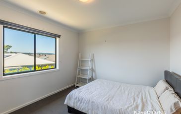 37 Millicent Parade, Officer