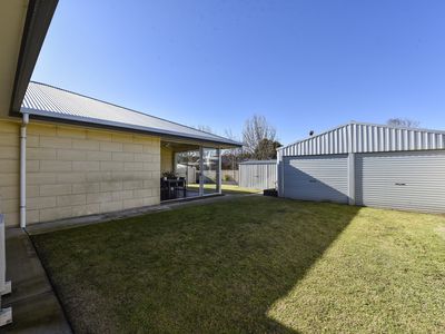 15a Tenth Street , Millicent