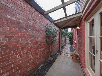47 St Leonards Road, Ascot Vale