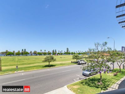 3 / 98 Terrace Road, East Perth