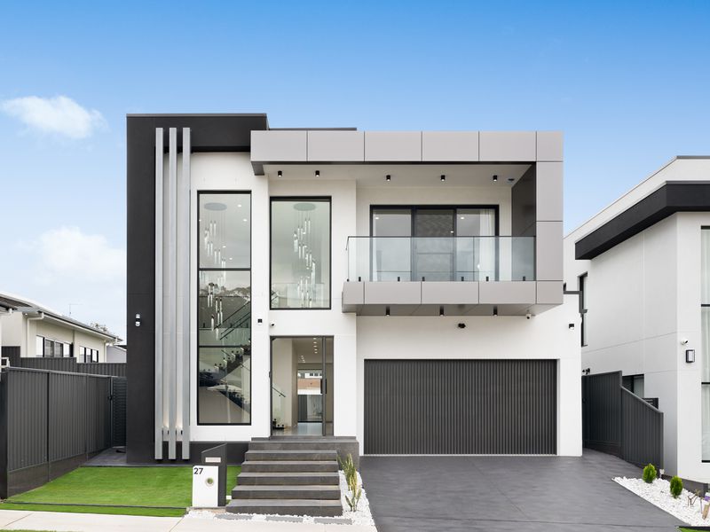 27 Lores Street, Middleton Grange