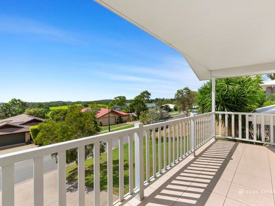 28 Lakeside Drive, Taroomball