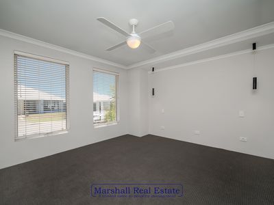 9 Columbia Crescent, Alkimos