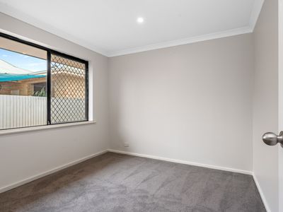 17 Chapman Drive, Somerville