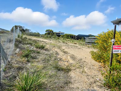 7 Meika Place, Coles Bay