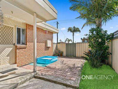 1 / 6 Lachlan Avenue, Barrack Heights