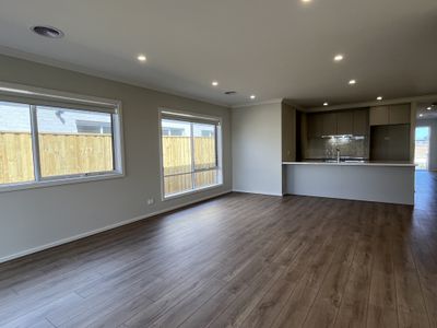 13 Esperence Crescent, Ocean Grove