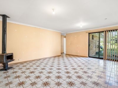 34 RICKETTS COURT, Rockingham