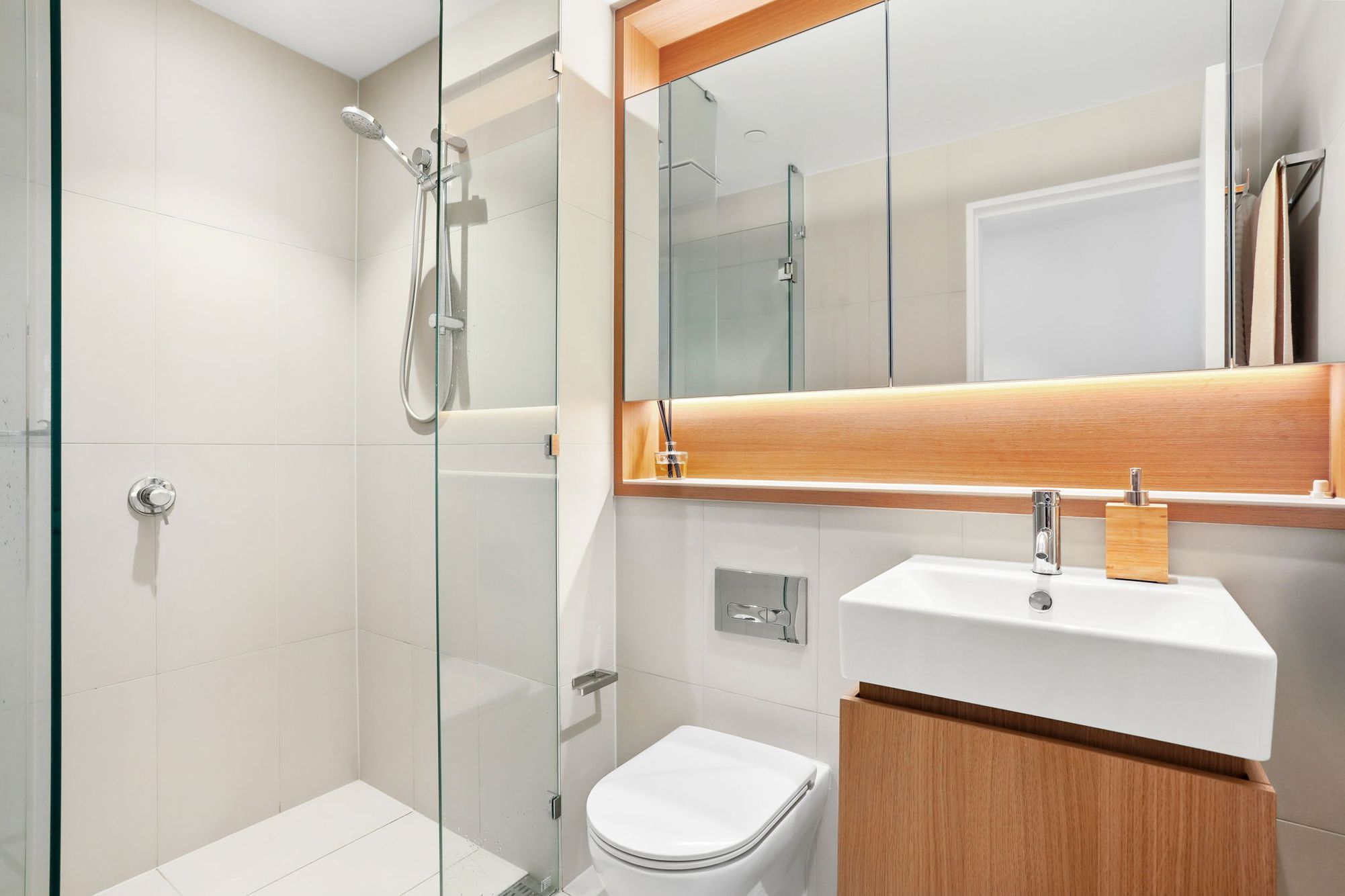 2808 / 82 Hay Street, HAYMARKET, Haymarket - Thumbnail 5