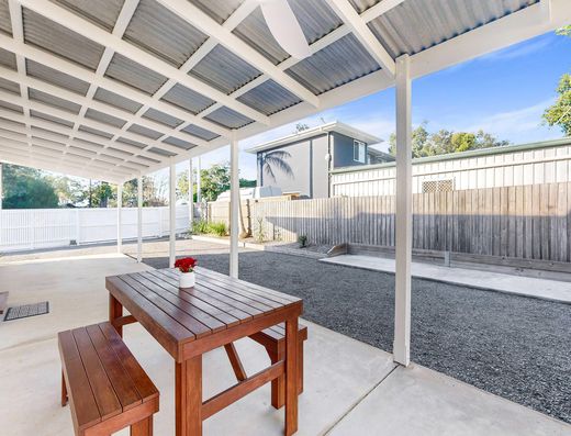 Lifestyle, Location & Endless Appeal! image 15