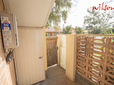 1 / 4 Dunbar Terrace, Glenelg East