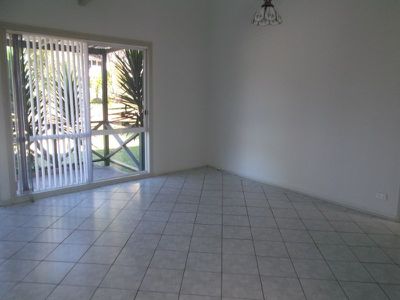 32 Bradman Avenue, Warilla