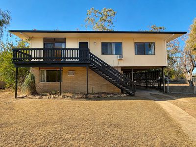 7 Pownall Court, Dysart