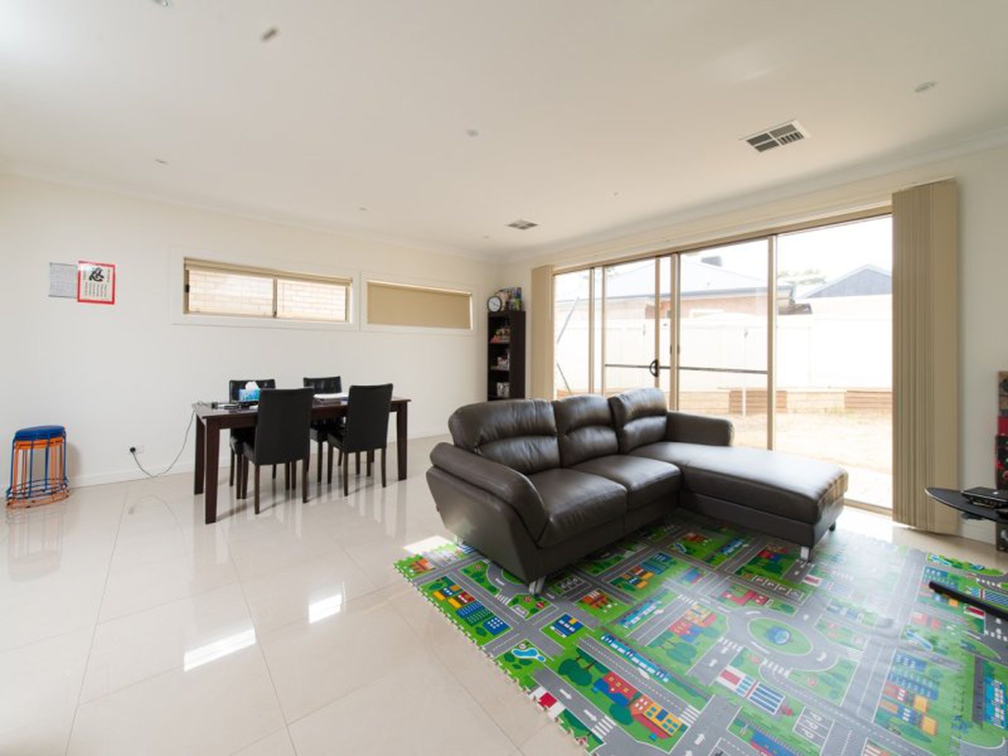 6B Moore Crescent, Campbelltown