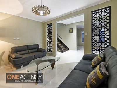 4 Conlan Court, Augustine Heights