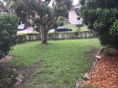 77 Woodlands Drive, Rochedale South