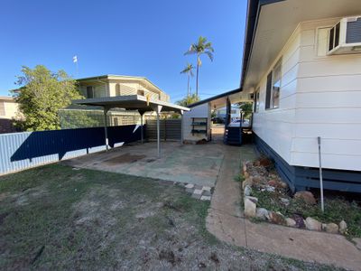 10 Rolfe Street, Moranbah