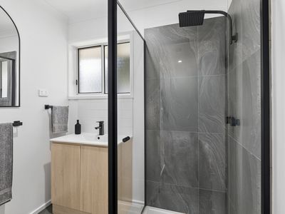 5 / 5 White Street, Kilmore