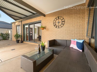 6 CONDAMINE STREET, Wodonga