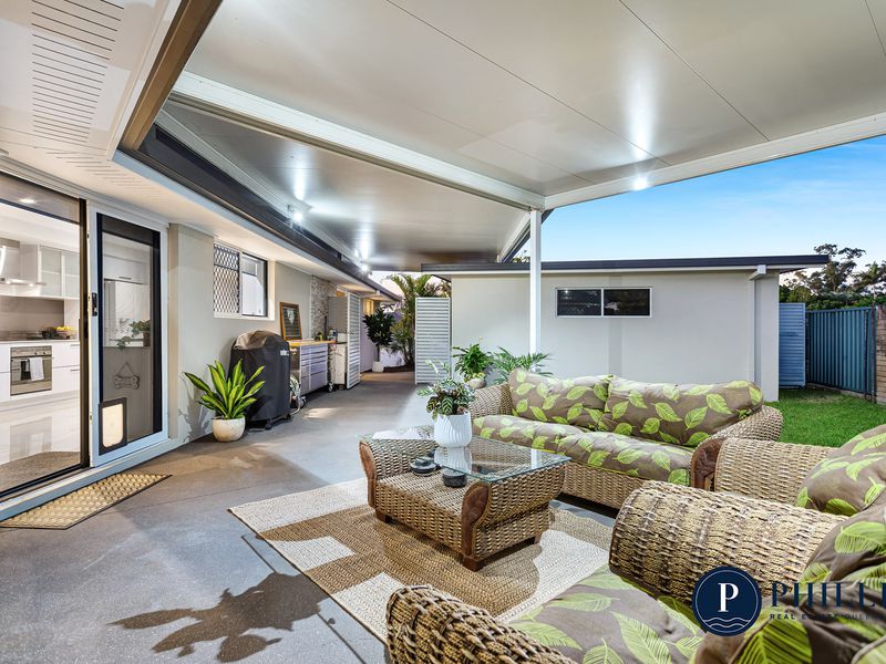 48 Matthew Flinders Drive, Paradise Point