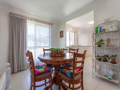 11 Debbie Court, Highfields
