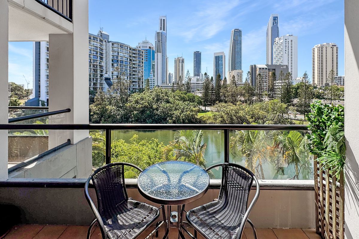 316b / 1-8 Paradise Island, Surfers Paradise