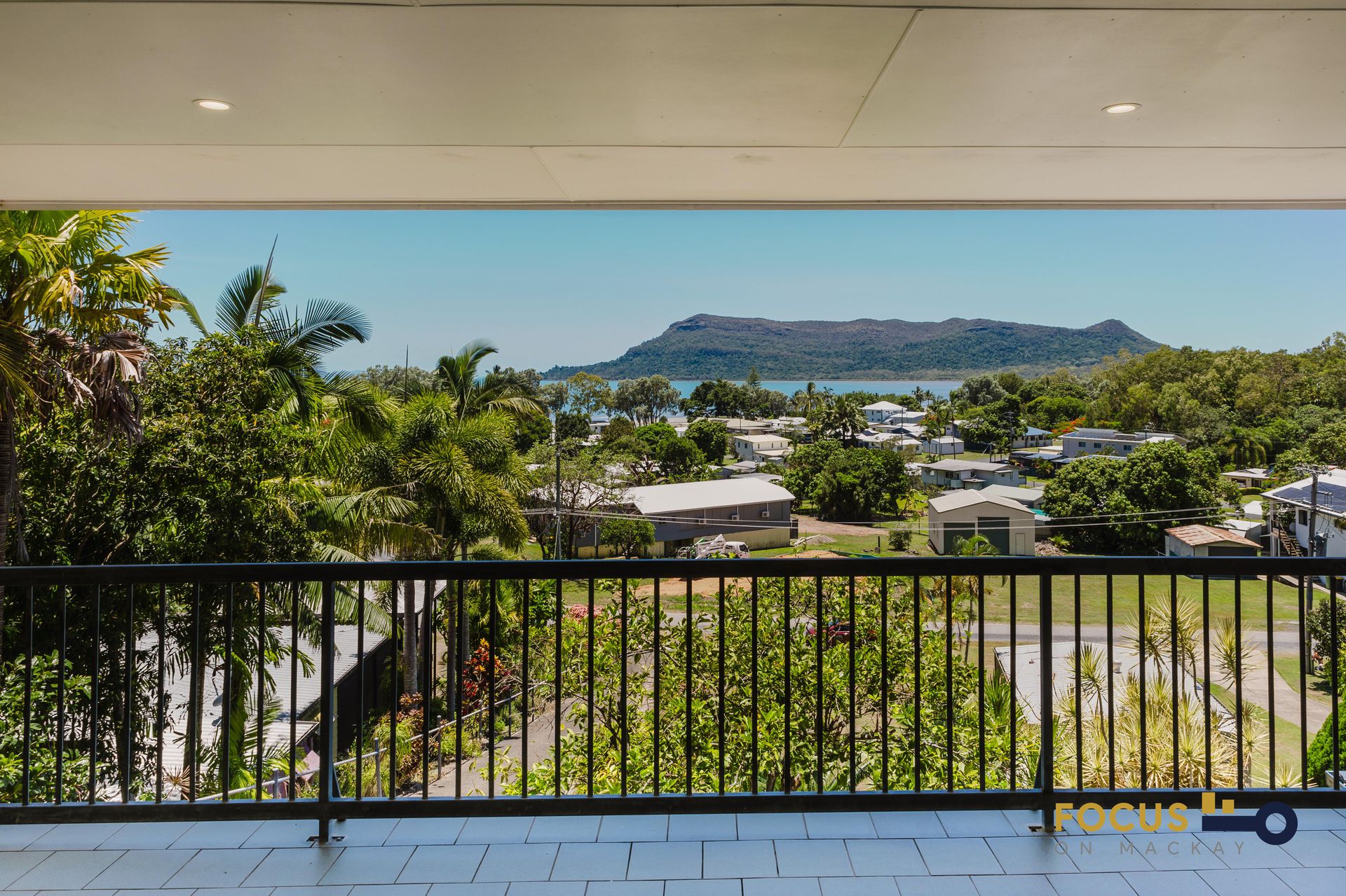 13 Coconut Grove, Ball Bay