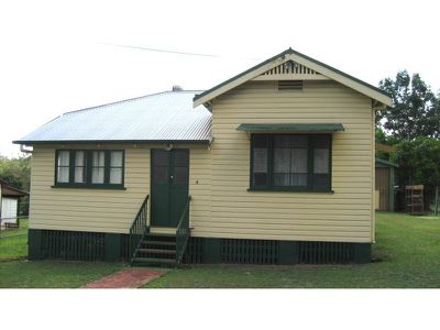 4 Beatrice St, Atherton