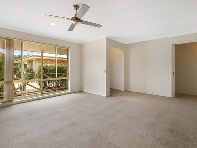 Unit 2 / 129 Hovell Street, Howlong