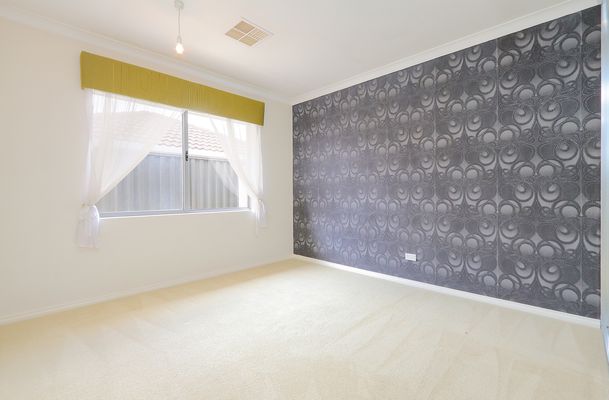 15 Burlington Drive, Baldivis