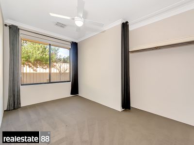26 Friarbird Terrace, Beeliar