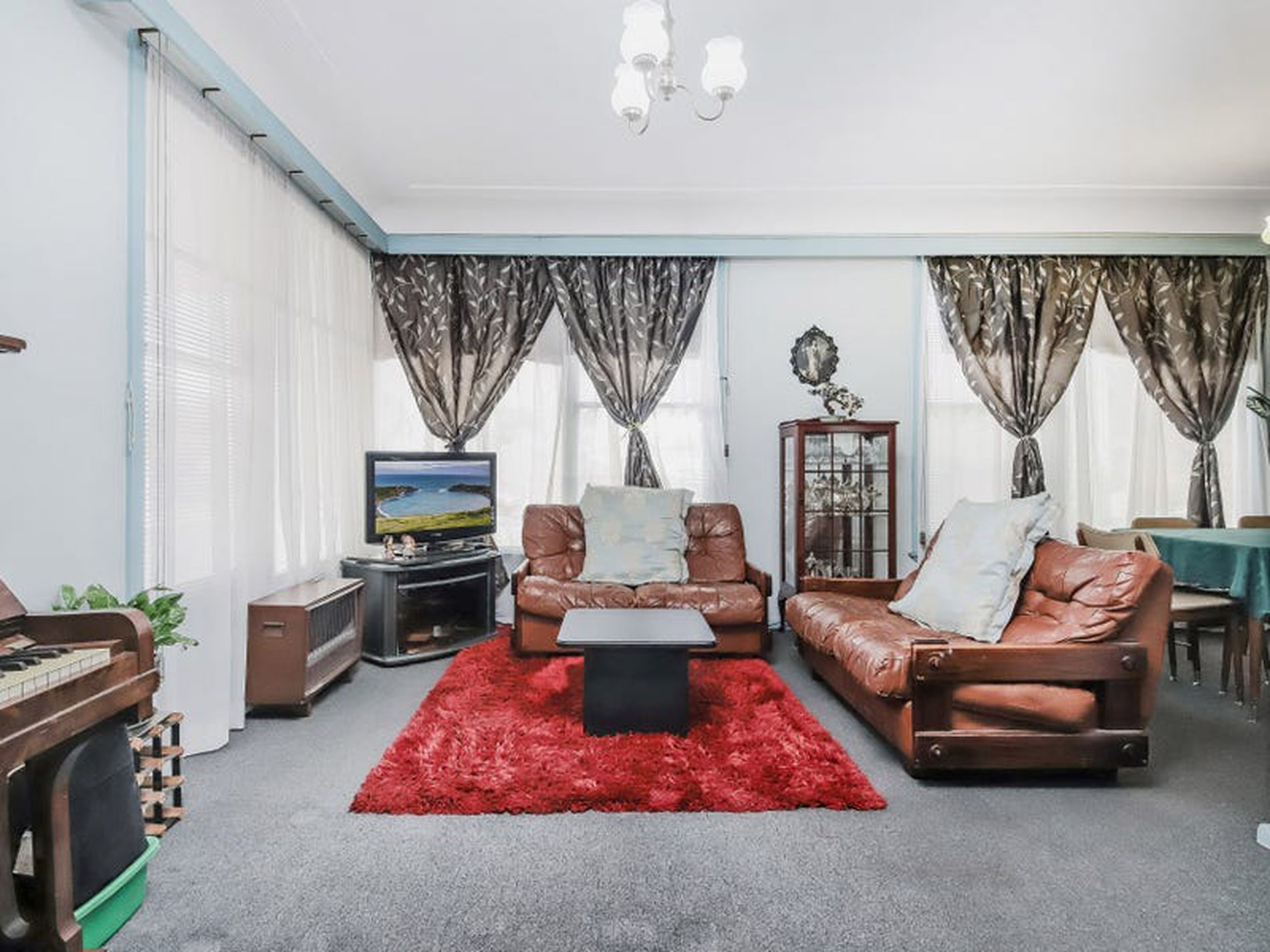 14 Mascot Drive, Eastlakes