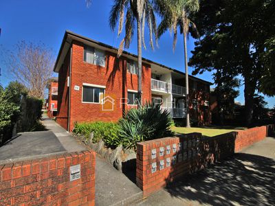 11 / 90 Ninth , Campsie