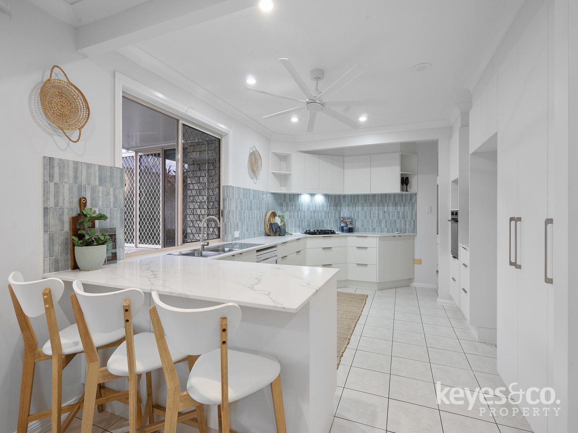 4 Hoya Court, Annandale