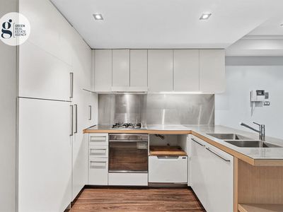 4 / 5-13 Larkin Street, Camperdown