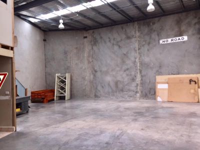 11,43-47 Riverside Av, Werribee