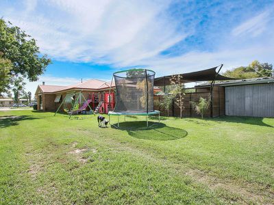 52 Victoria St, Howlong