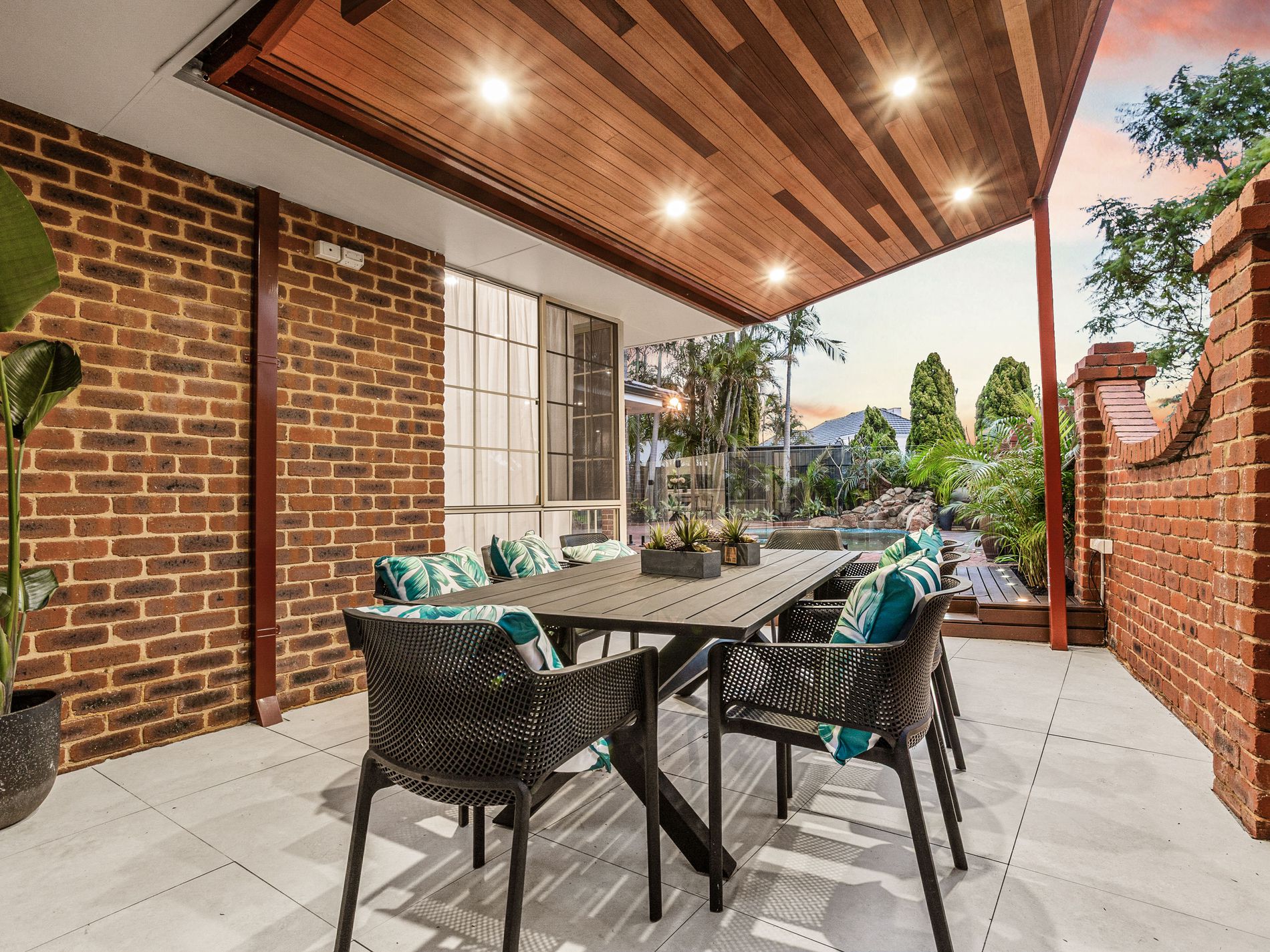 19 Lockett Crst, Winthrop