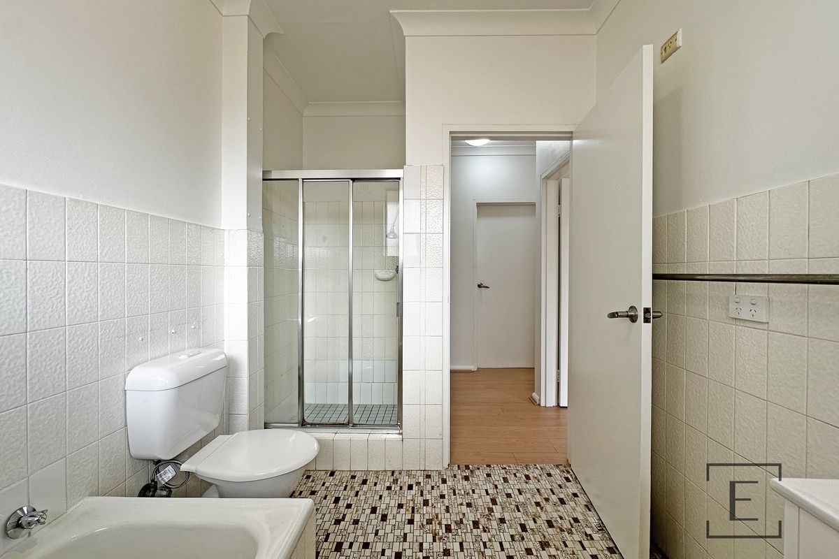 6 / 19 Lyons Street, Strathfield