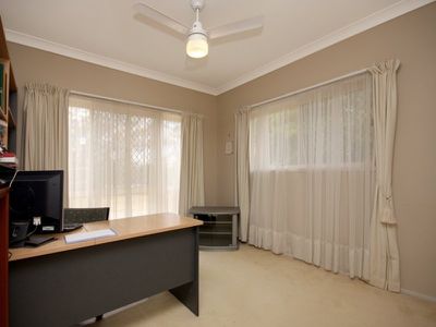 230 Lansdowne Way, Chuwar